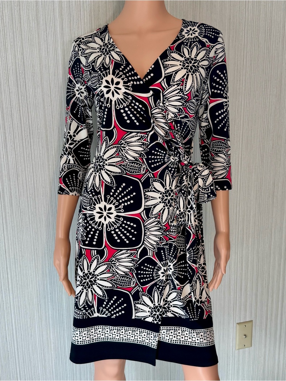 Evan-Picone Wrap Dress V-Neck Floral 3/4 Sleeve Knee Length Petite 8P